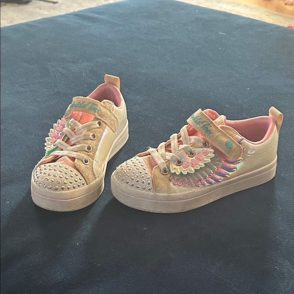 Skechers Kids Gold Winged Sneakers